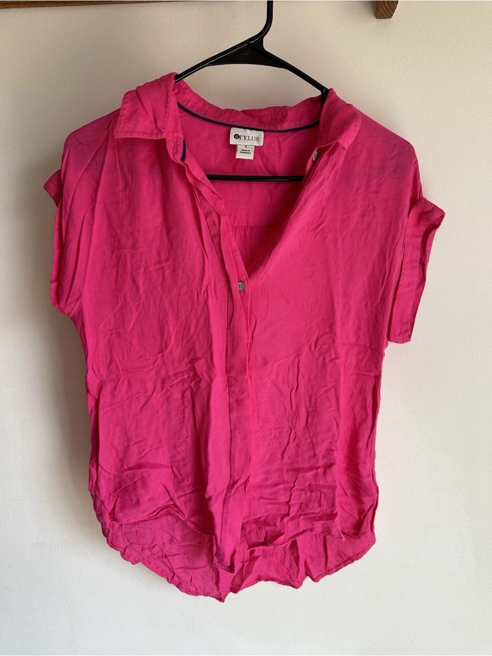 Stylus Women's S Hot Pink Short Sleeve Button Up Cuffed Sleeve Blouse